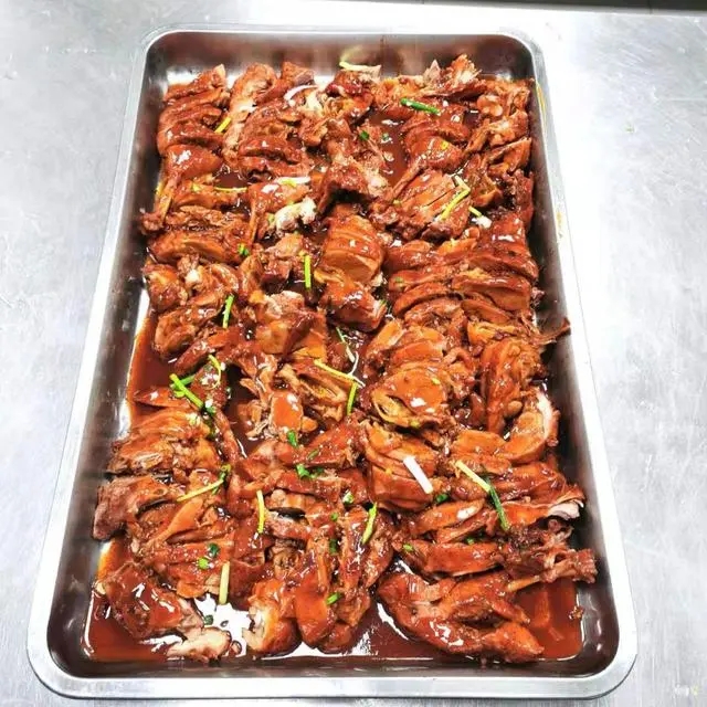 食堂承包公司如何保证饭菜质量